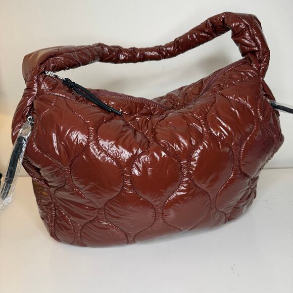 NWOT Free People Movement Surplus Shine Carryall Bag Nutshell Brown - Picture 3 of 6